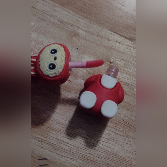 New! Fashion Lip Gloss - Picture 2 of 2